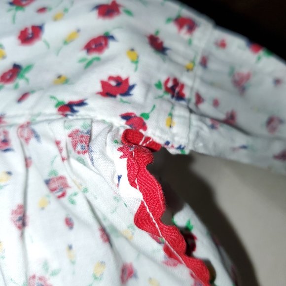 Vintage 1960's Red Floral Cotton Hostess Half Apron 2 Pockets Ric Rac Trim - Picture 4 of 5